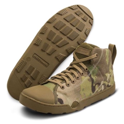 Multicam chuck taylors best sale