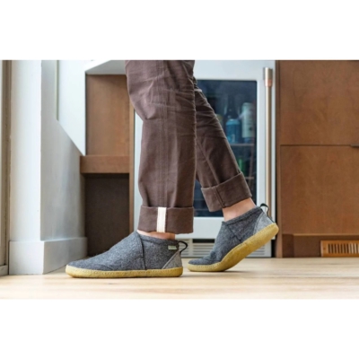 Kyrgies Tengries Walkabouts Tengries Walkabouts – Plow & Hearth main image 4