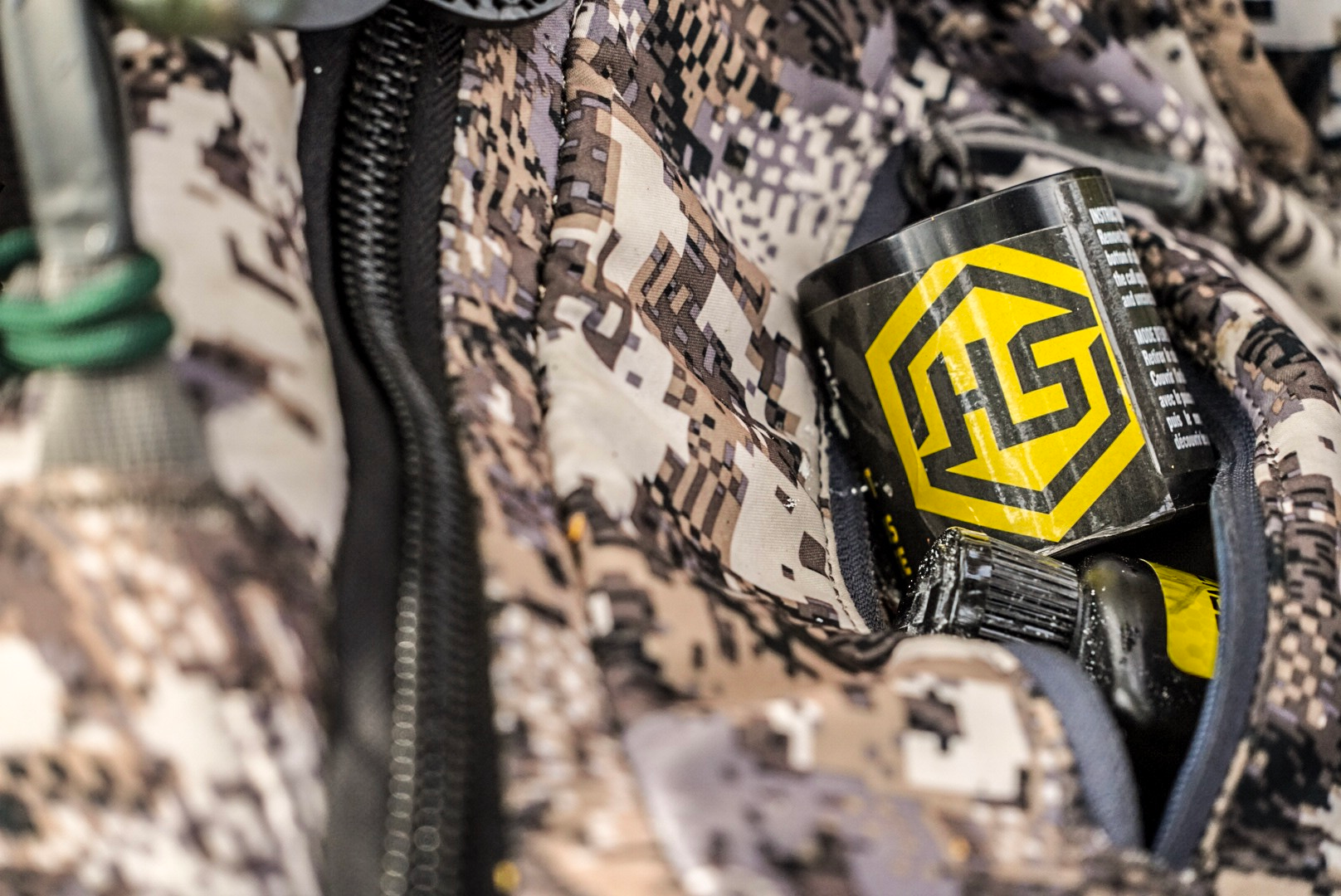 Hunters Specialties Scent Web - She Heat - View #11